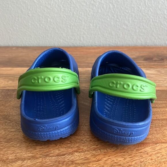 Disney Crocs Shoes    - Picture 2 of 4